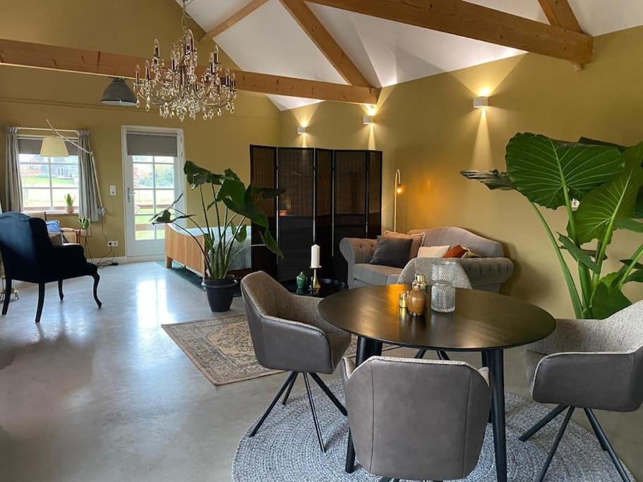 De Os Aan De Dijk Villa Grafhorst Екстериор снимка